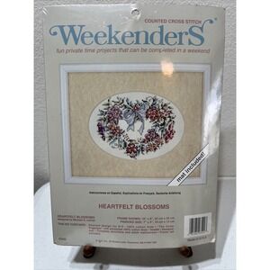 Weekenders Counted Cross Stitch Kit 03522 Heartfelt Blossoms‎ Includes Mat 5x7